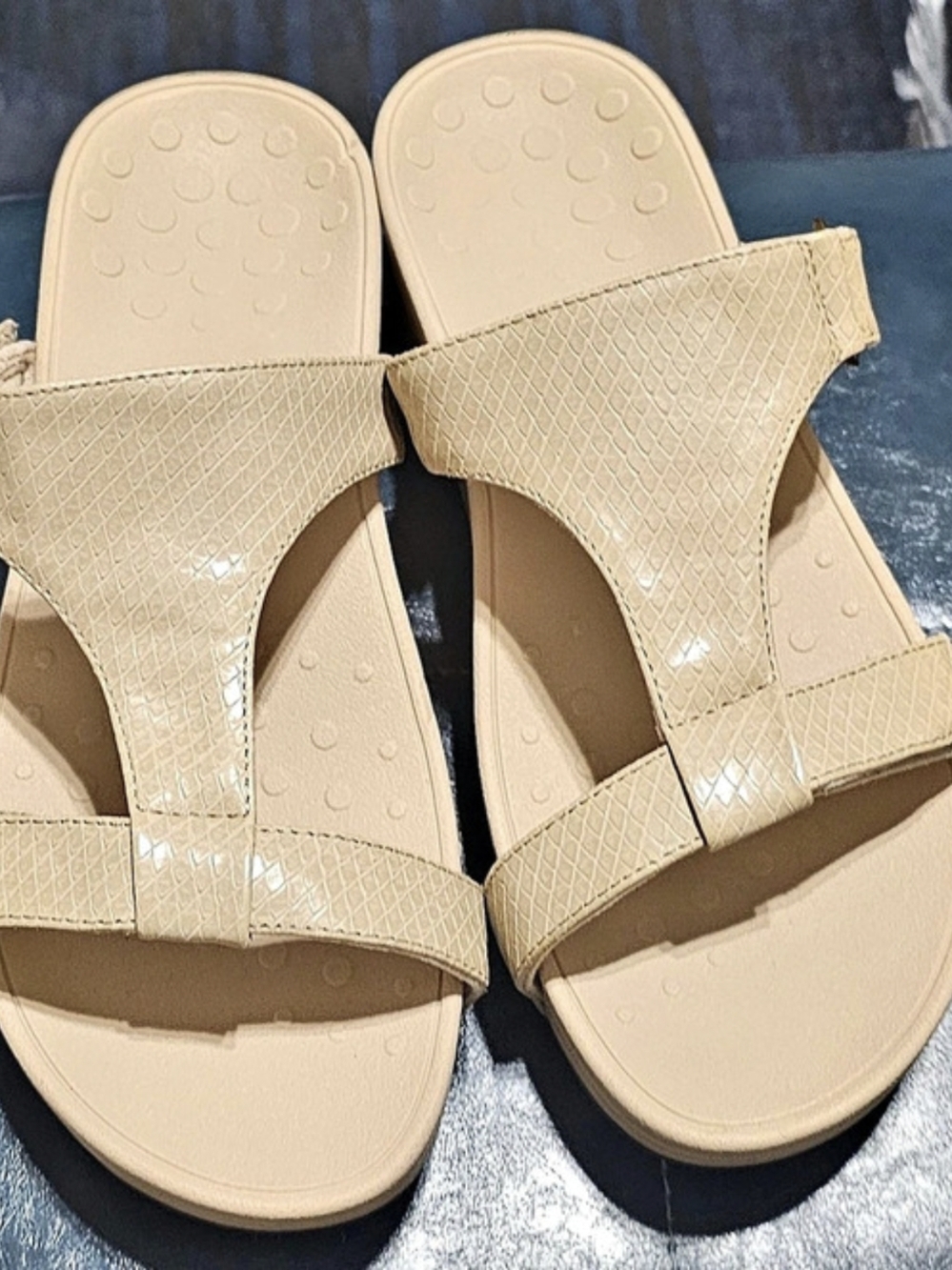 Vionic Palisades Toe Post Ankle Strap Sandal Beige